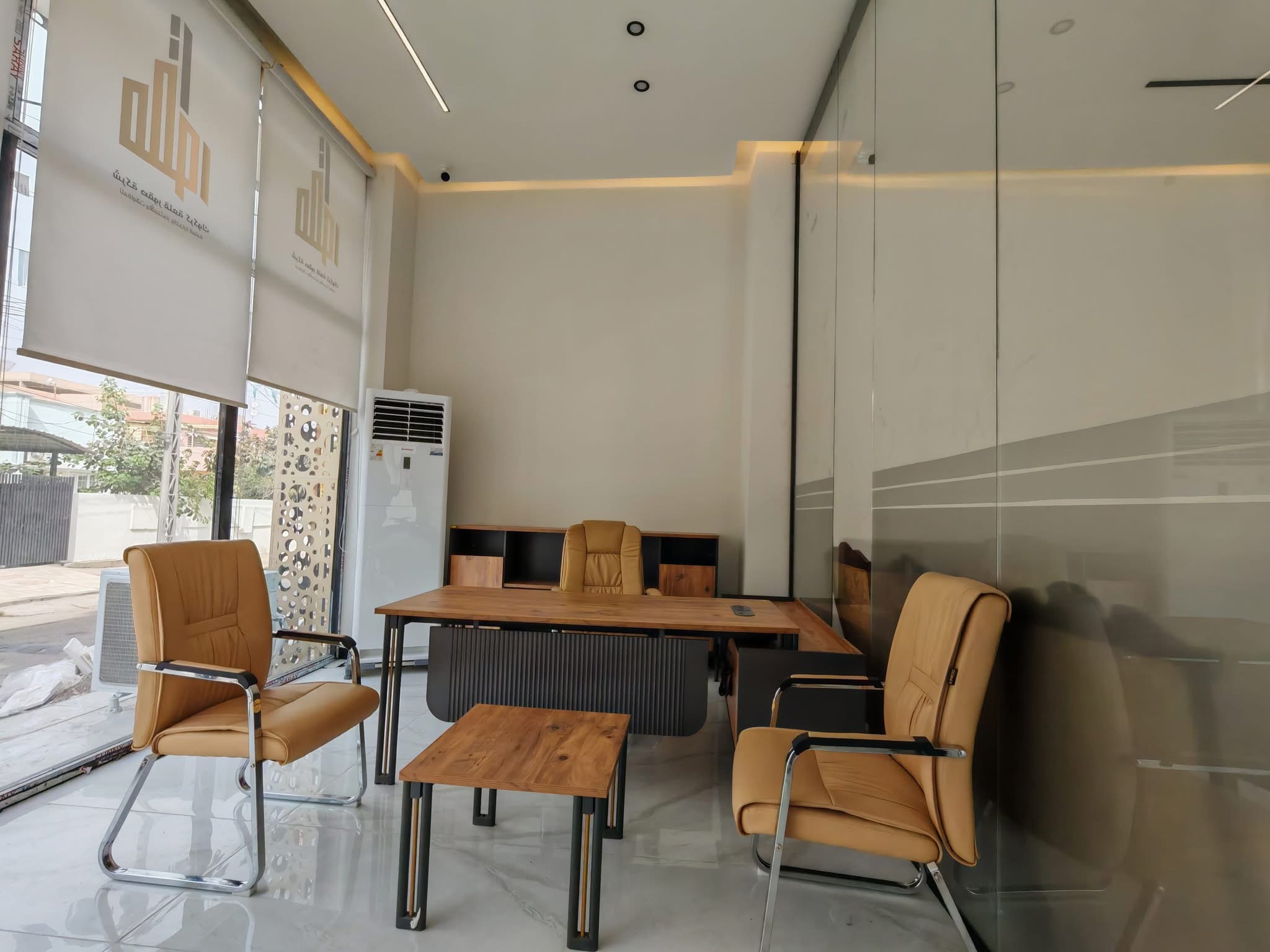 Customer showroom proof for office desk, storage and mixed office furniture quotation planning